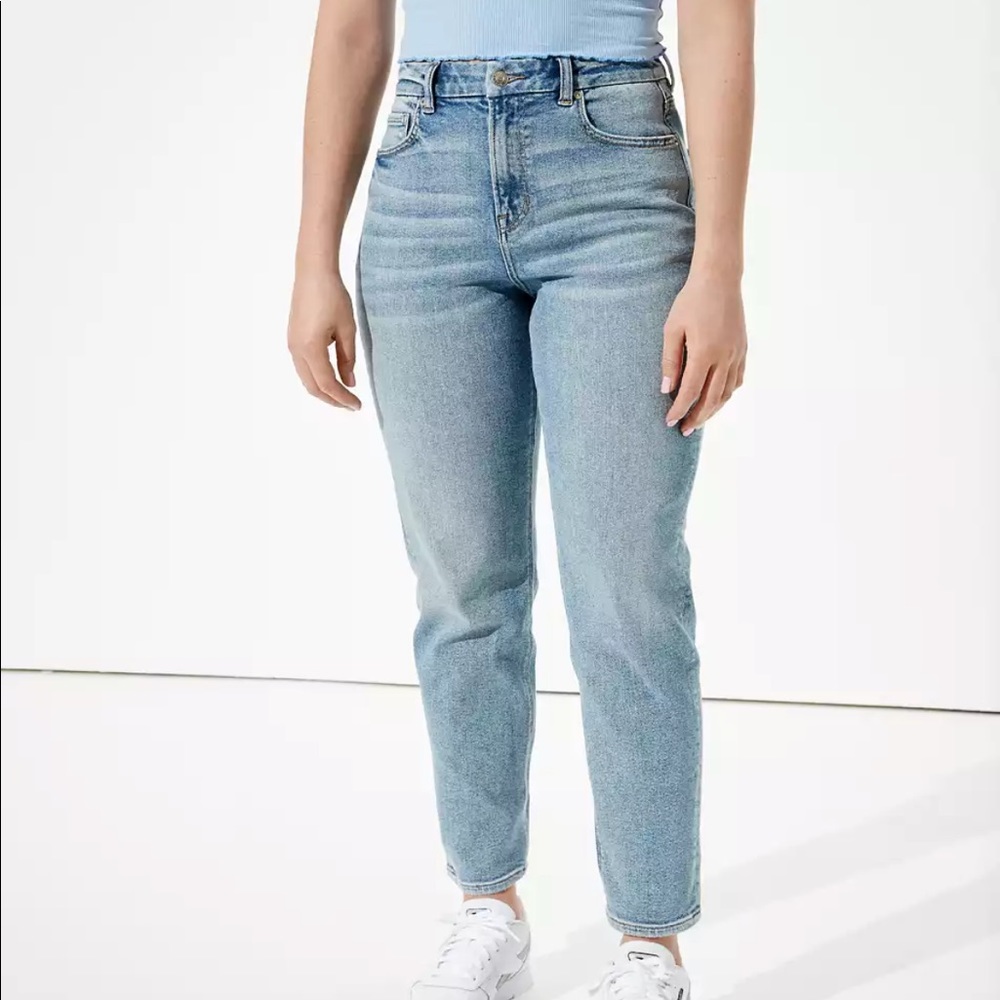 American Eagle Curvy Mom Jeans
